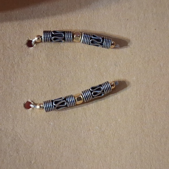 Wire Bali Style Beaded Earrings - Picture 3 of 3